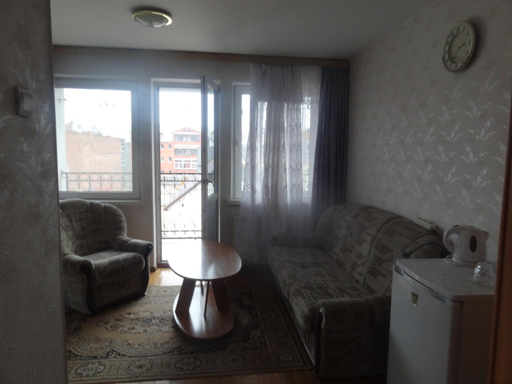 Hotel Rebir 다우가프필스 객실 사진